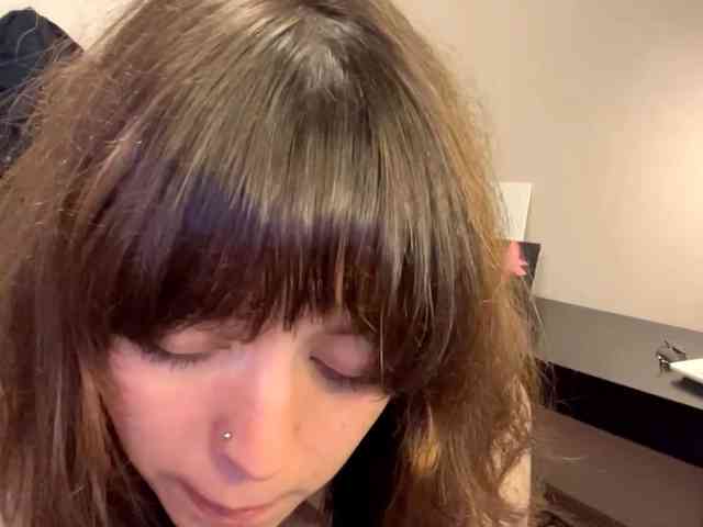 DaniTamura webcam