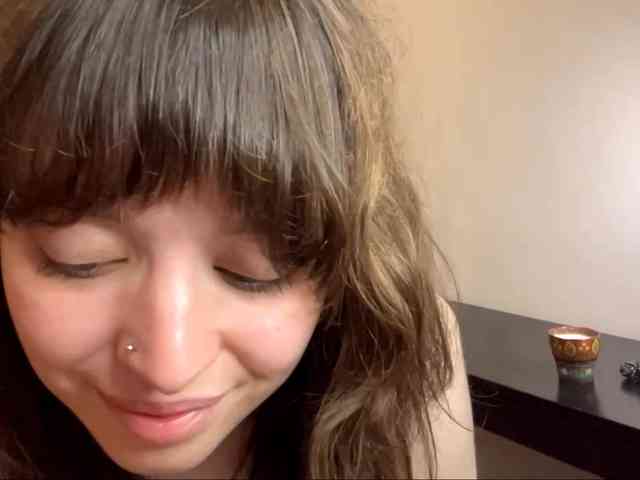 DaniTamura webcam