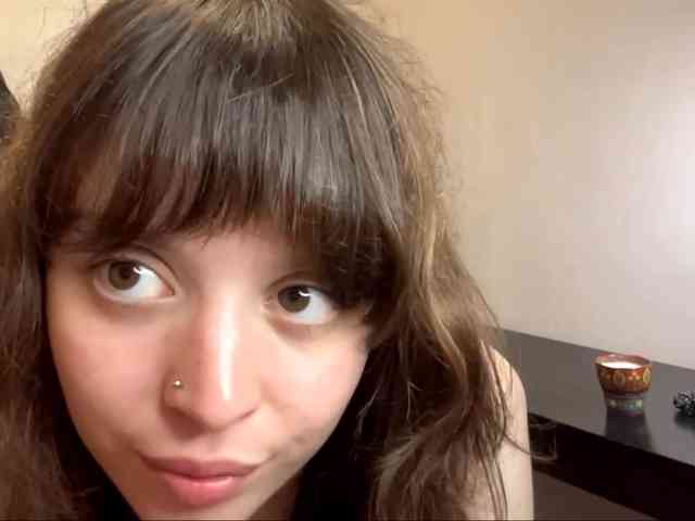 DaniTamura webcam