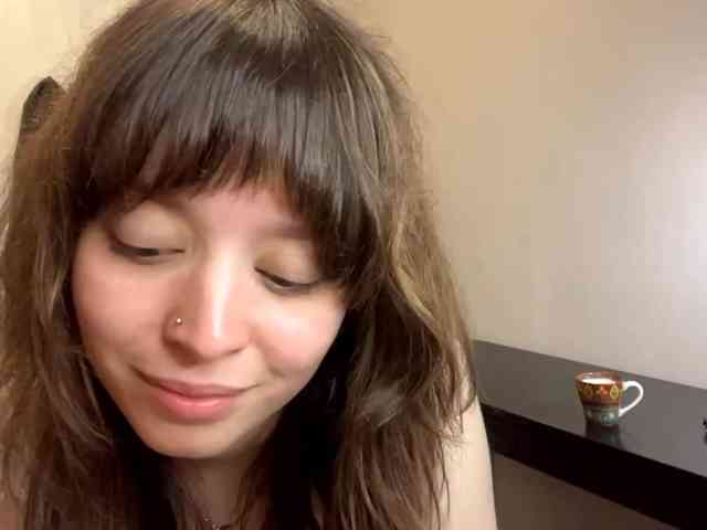 DaniTamura webcam