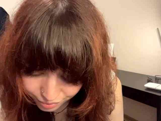 DaniTamura webcam