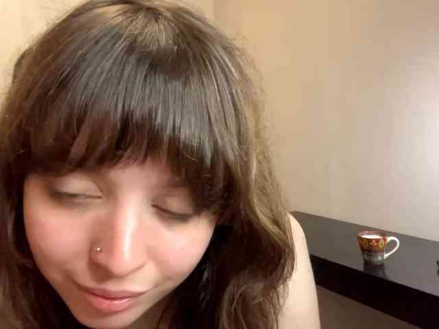 DaniTamura webcam