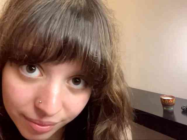 DaniTamura webcam