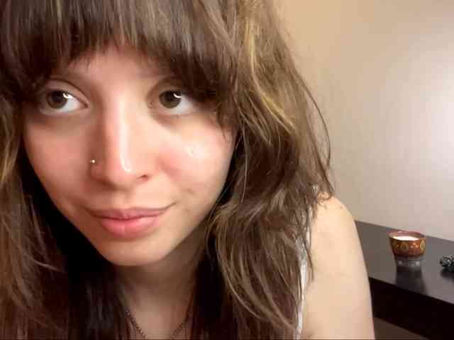DaniTamura webcam
