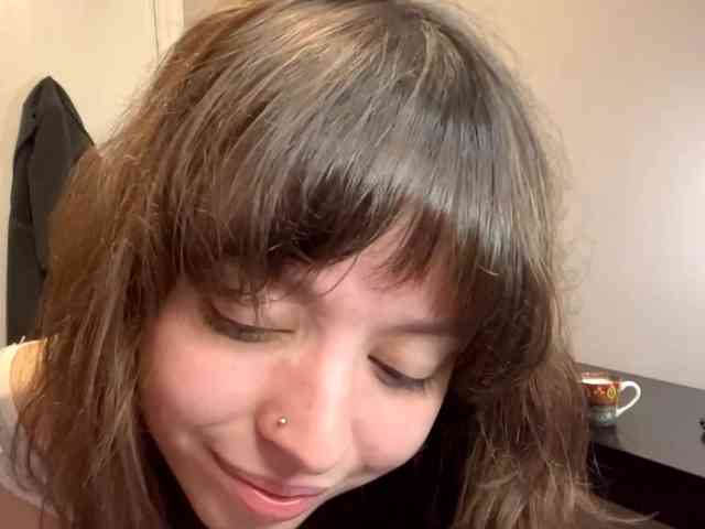 DaniTamura webcam