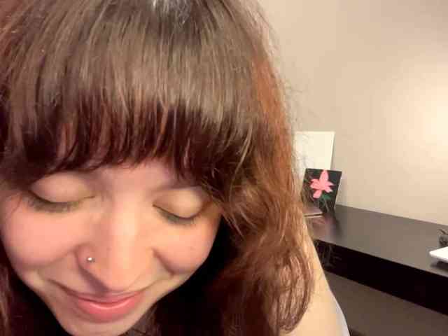 DaniTamura webcam