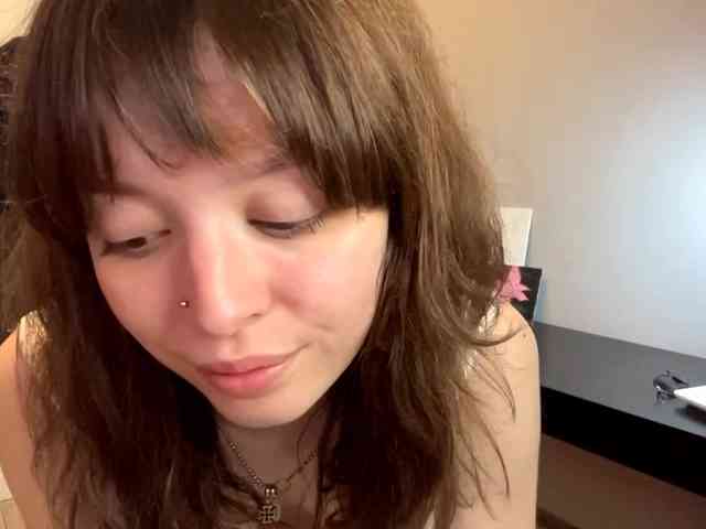 DaniTamura webcam