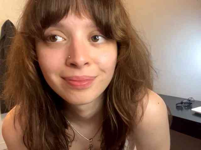 DaniTamura webcam