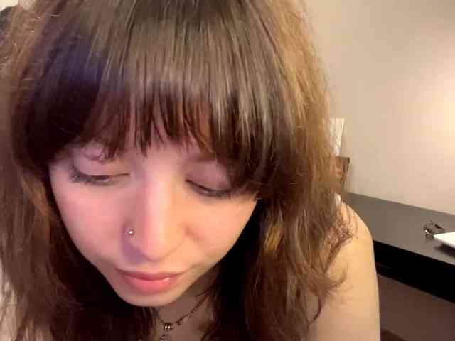 DaniTamura webcam