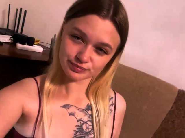 LoritaWhisted live cam on BongaCams