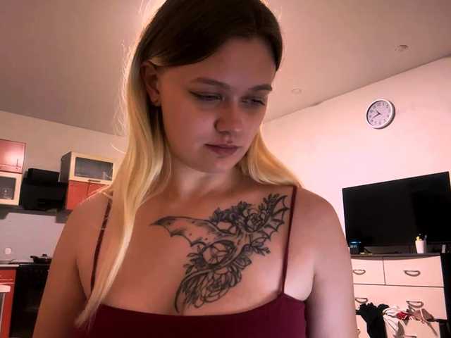 LoritaWhisted live cam on BongaCams