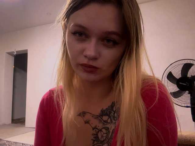 LoritaWhisted live cam on BongaCams