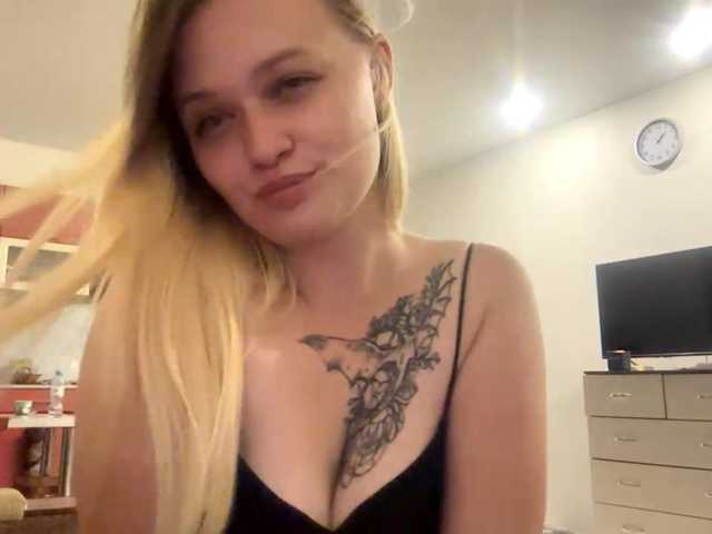 LoritaWhisted live cam on BongaCams