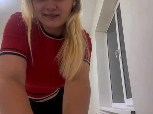 LoritaWhisted live cam on BongaCams