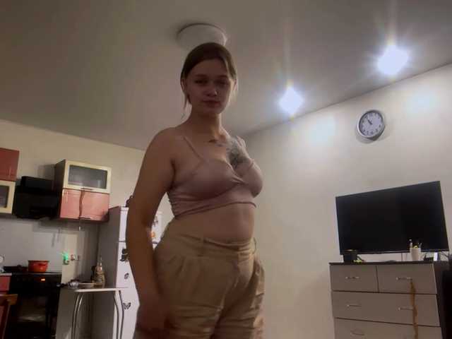 LoritaWhisted live cam on BongaCams