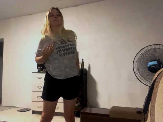 LoritaWhisted live cam on BongaCams