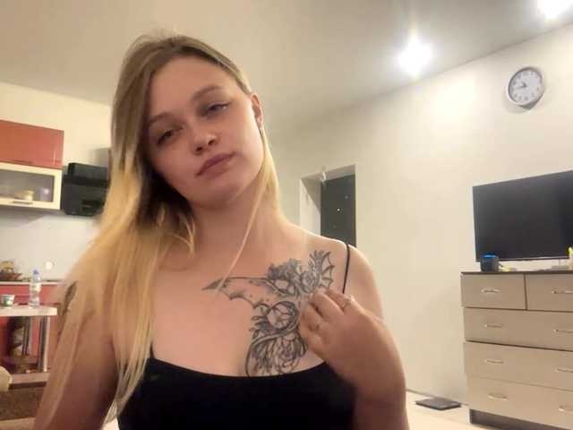 LoritaWhisted live cam on BongaCams