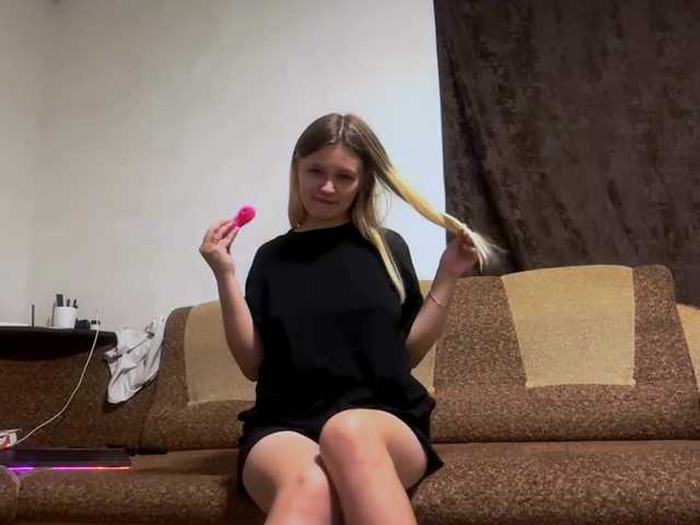 LoritaWhisted live cam on BongaCams