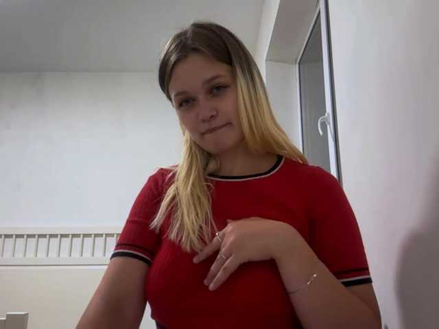 LoritaWhisted live cam on BongaCams
