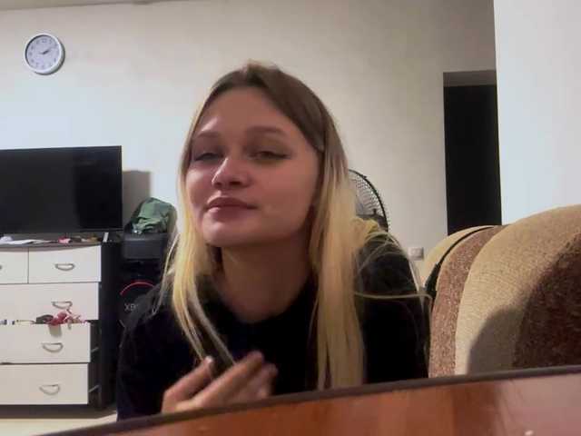 LoritaWhisted live cam on BongaCams