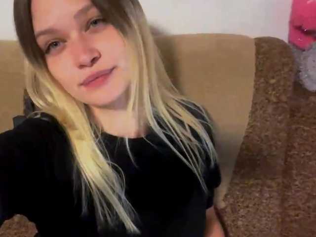 LoritaWhisted live cam on BongaCams