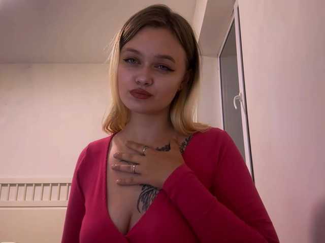 LoritaWhisted live cam on BongaCams