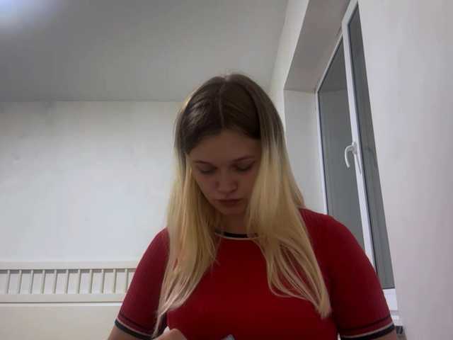 LoritaWhisted live cam on BongaCams