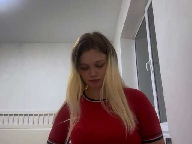 LoritaWhisted live cam on BongaCams