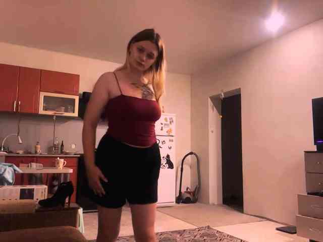 LoritaWhisted webcam