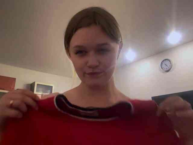 LoritaWhisted webcam