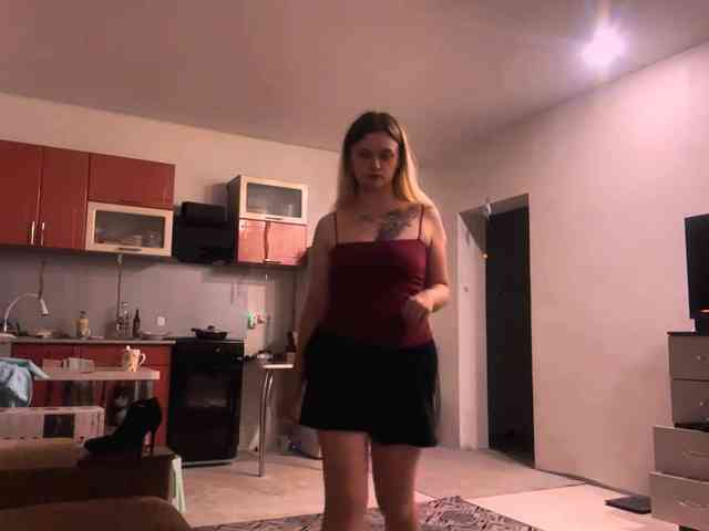 LoritaWhisted webcam