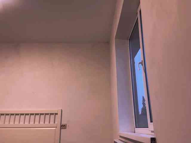 LoritaWhisted webcam