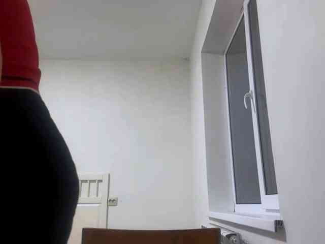 LoritaWhisted webcam