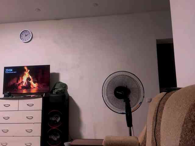 LoritaWhisted webcam