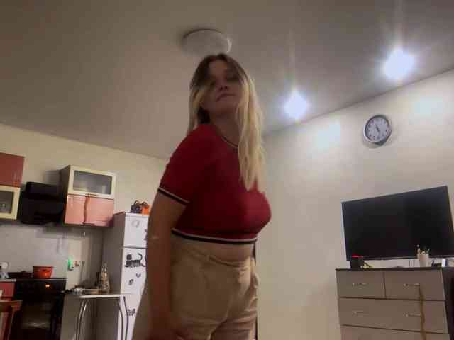 LoritaWhisted webcam