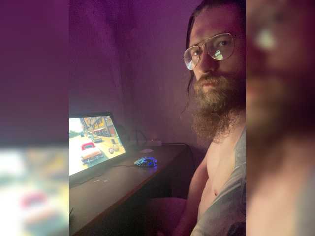 Wolf662, 30 y/o - Live Cam on BongaCams