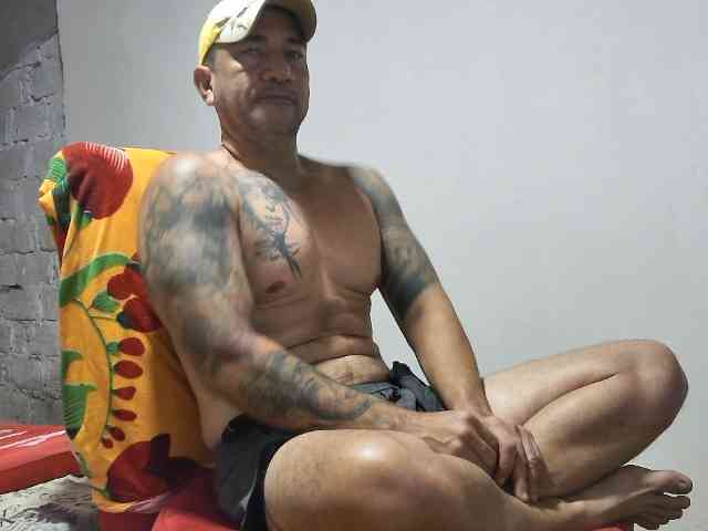john-balthor Live Webcam on BongaCams