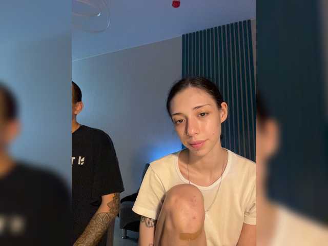 Maddycats0420 live cam on BongaCams