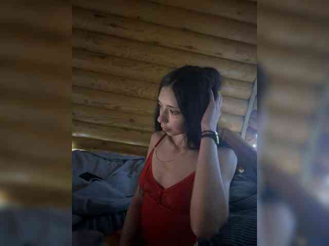 Модель: Maddycats0420