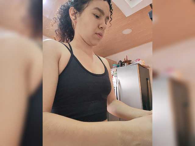 KAROLKAT live webcam show