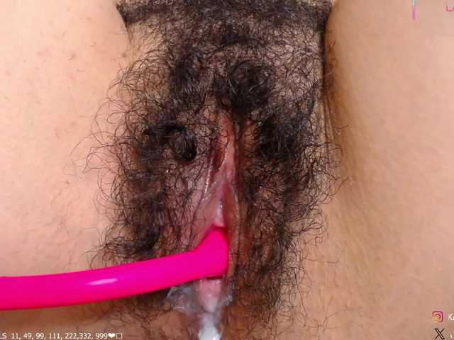 KAROLKAT live cam on BongaCams