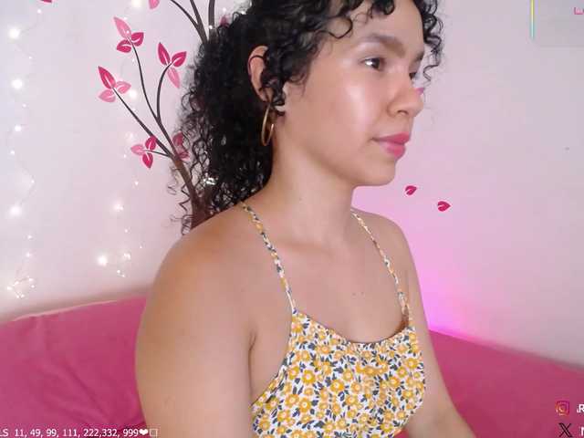 KAROLKAT live cam on BongaCams