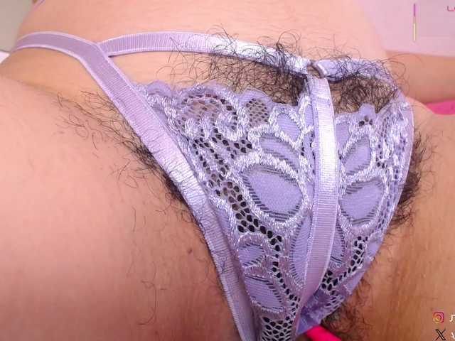 KAROLKAT live cam on BongaCams