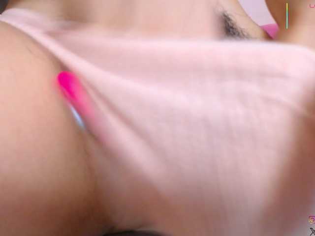KAROLKAT live cam on BongaCams