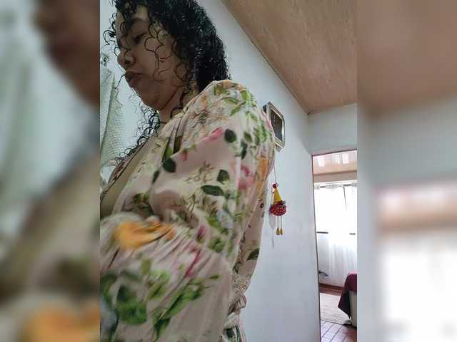 KAROLKAT live cam on BongaCams