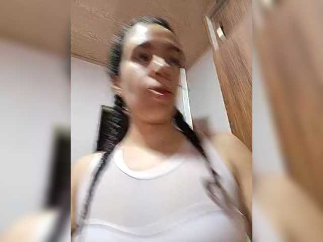 KAROLKAT live cam on BongaCams