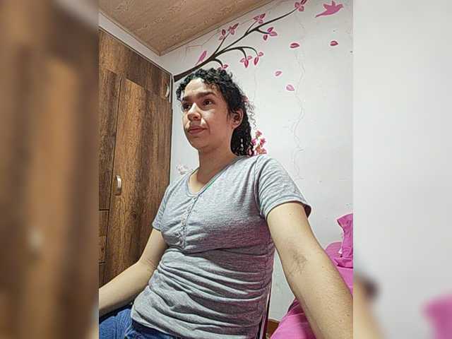 KAROLKAT live cam