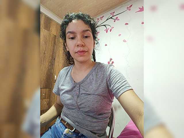 KAROLKAT live cam