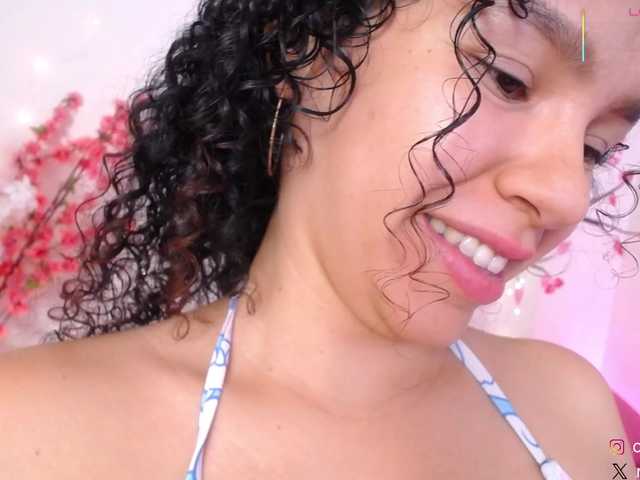 KAROLKAT live cam on BongaCams
