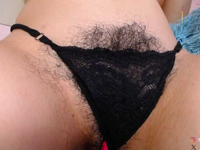 KAROLKAT live cam on BongaCams